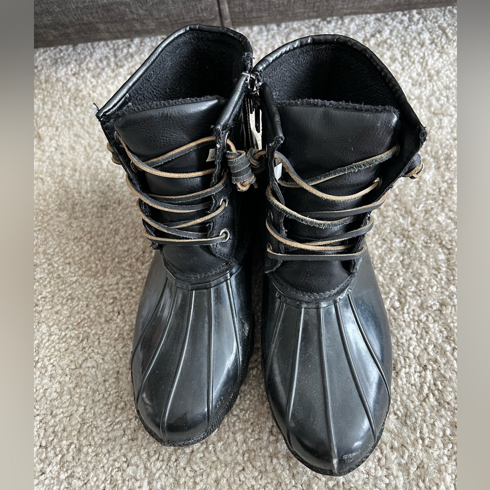 Steve Madden Rain Boots size 8